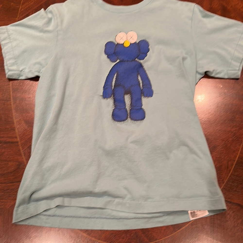 KAWS x Uniqlo Tee